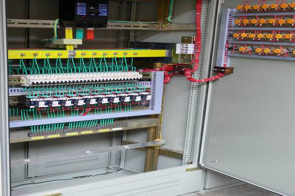 相山配电箱-插座配电箱工作原理